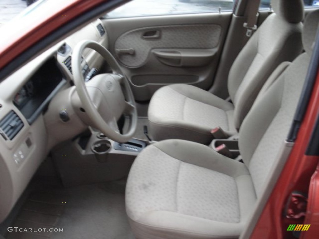 2005 Rio Cinco Hatchback - Cinnamon / Beige photo #14