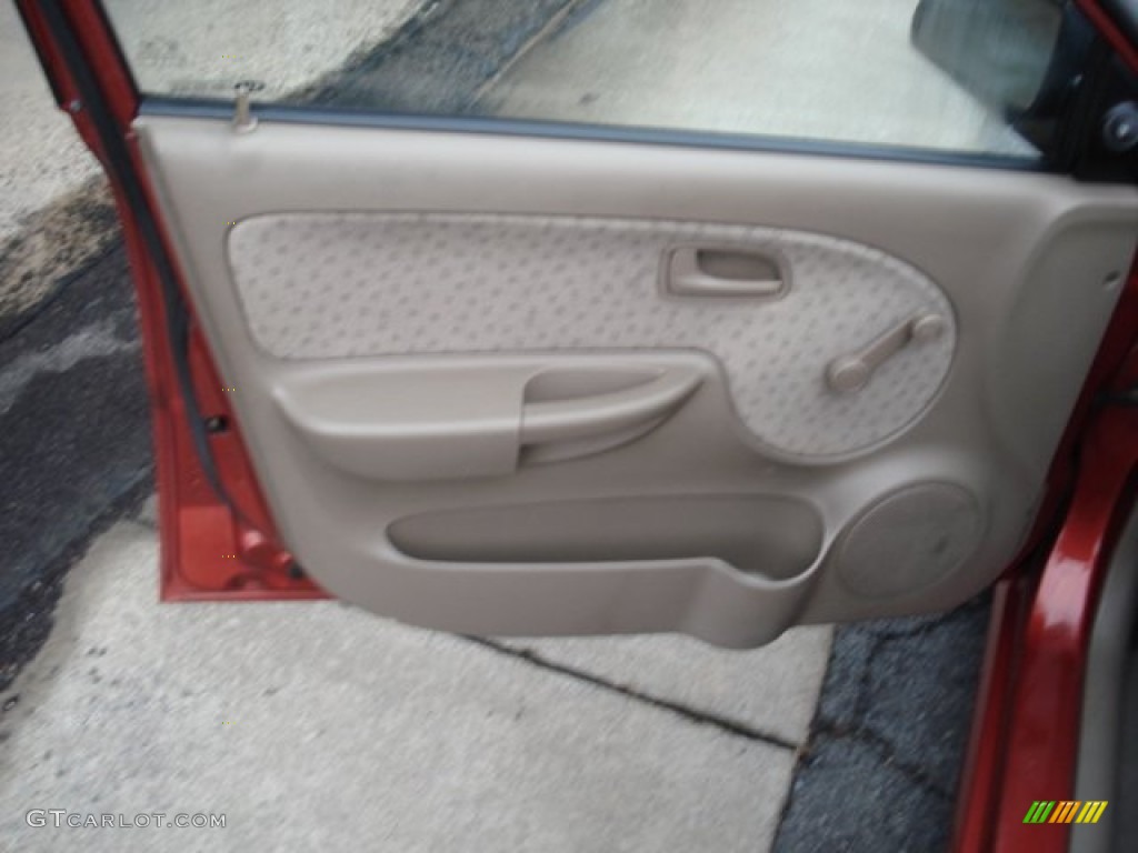 2005 Rio Cinco Hatchback - Cinnamon / Beige photo #15