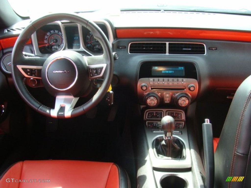 2010 Chevrolet Camaro SS/RS Coupe Black/Inferno Orange Dashboard Photo #54458238