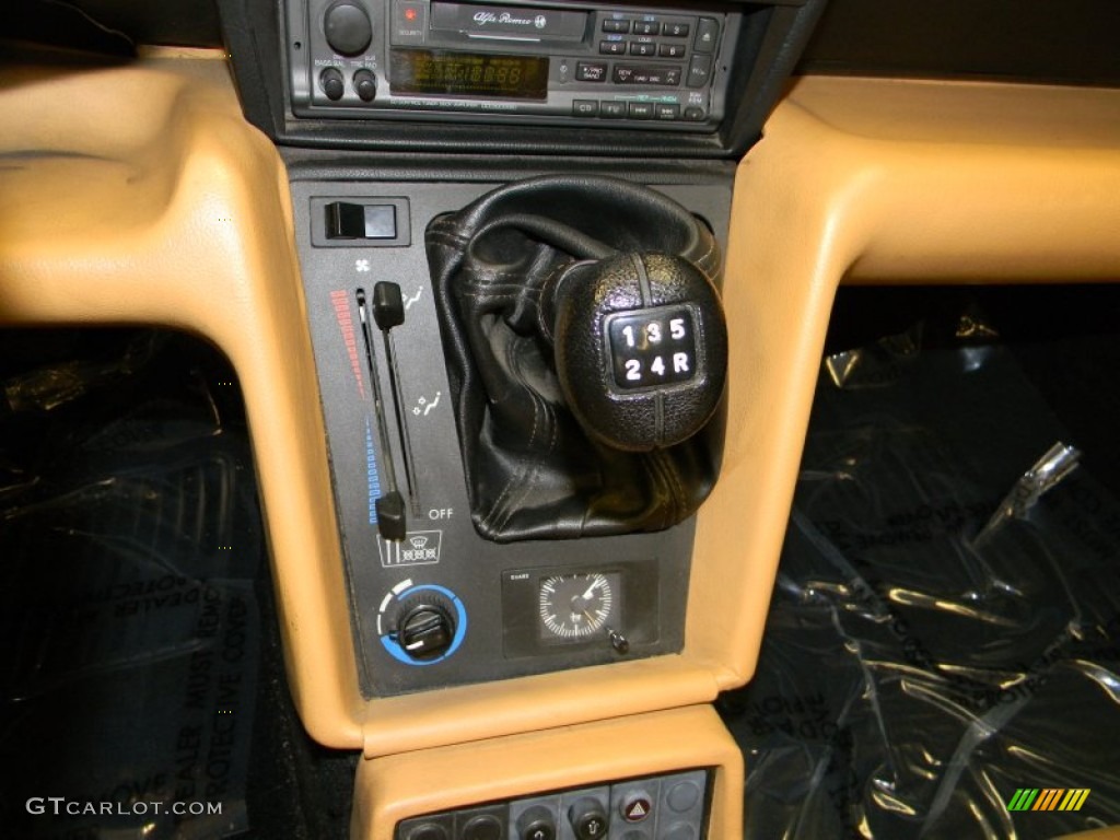 1993 Alfa Romeo Spider Veloce Transmission Photos