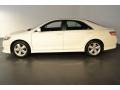 Super White - Camry SE Photo No. 3