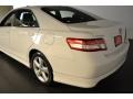 Super White - Camry SE Photo No. 4