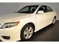 Super White - Camry SE Photo No. 5