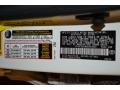Super White - Camry SE Photo No. 21