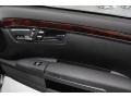 Black - S 550 Sedan Photo No. 19