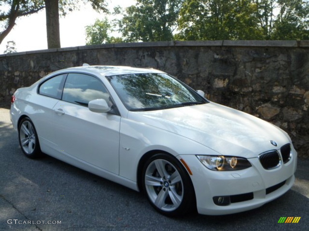 Alpine White BMW 3 Series