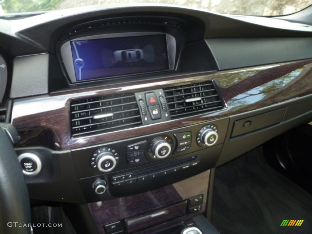 2010 BMW 5 Series 535i Sedan Controls Photo #54461623