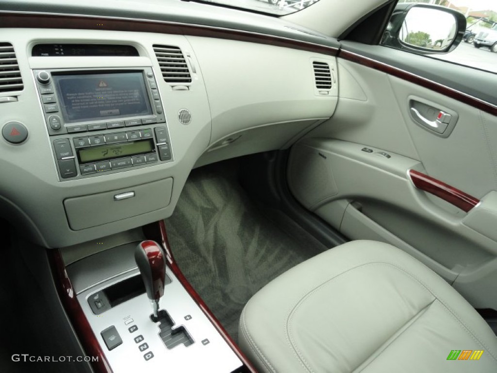 2008 Azera Limited - Ebony Black / Beige photo #19