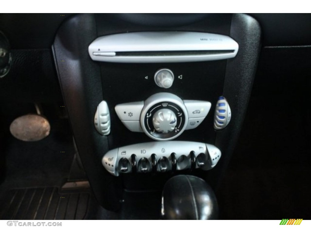 2007 Cooper Hardtop - British Racing Green Metallic / Carbon Black/Carbon Black photo #6