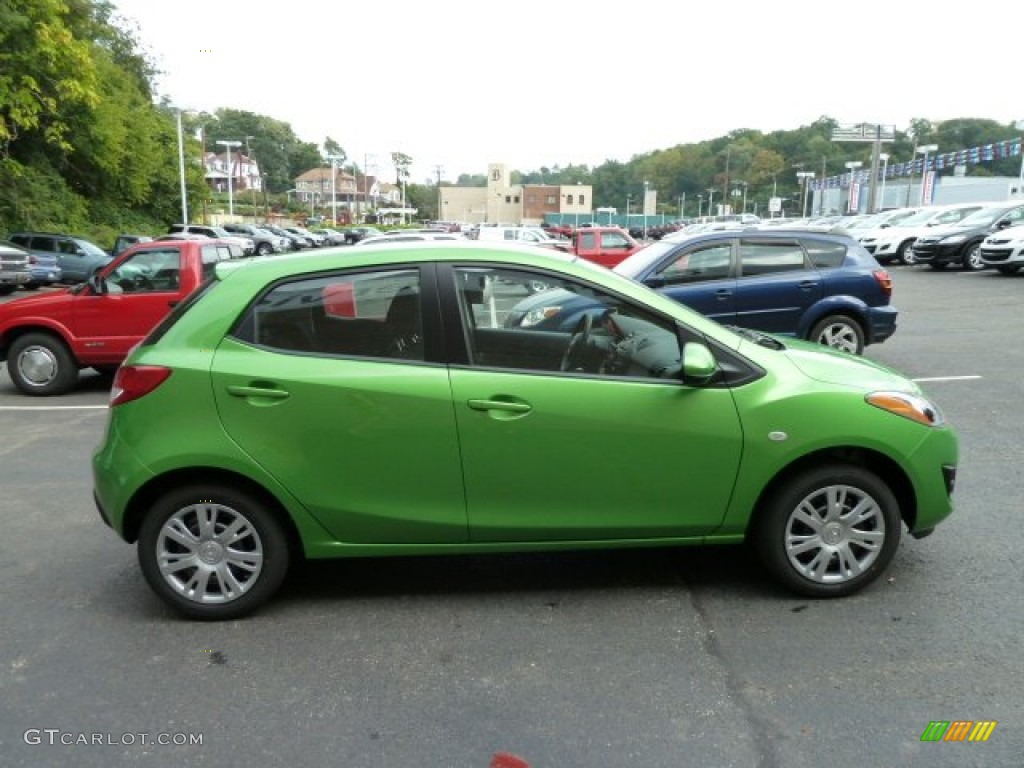 Spirited Green Metallic 2011 Mazda MAZDA2 Sport Exterior Photo #54464154