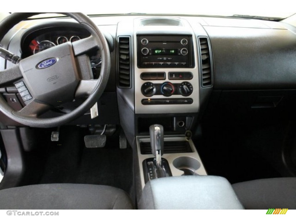 2008 Ford Edge SE AWD Dashboard Photos