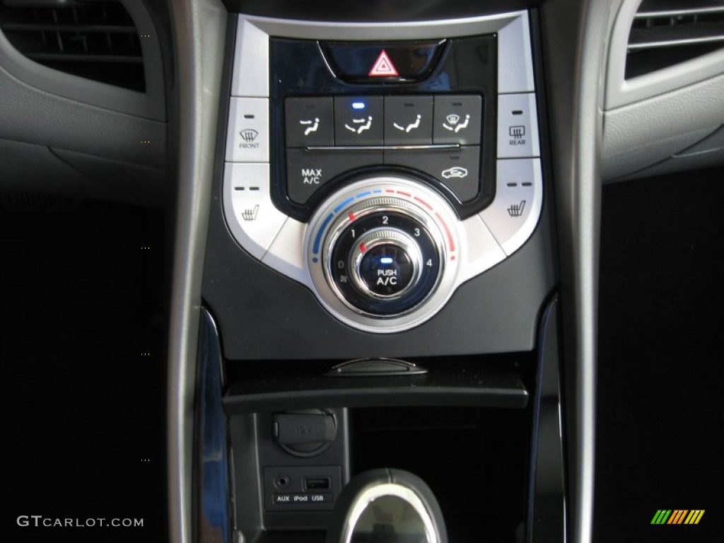 2012 Hyundai Elantra Limited Controls Photo #54465630