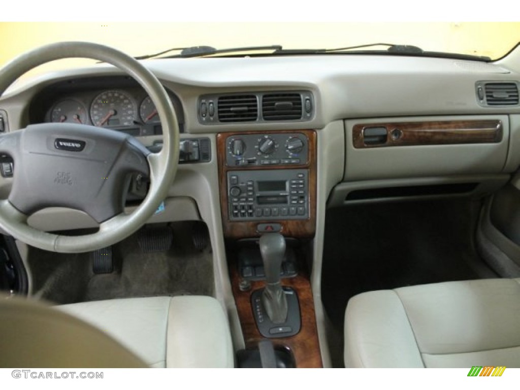 1999 V70 XC AWD - Nautic Blue Metallic / Taupe photo #5