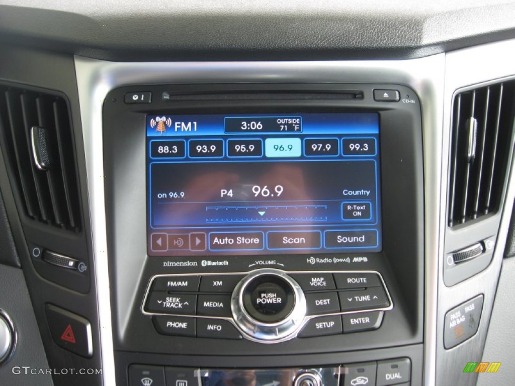 2012 Hyundai Sonata SE 2.0T Controls Photo #54466398