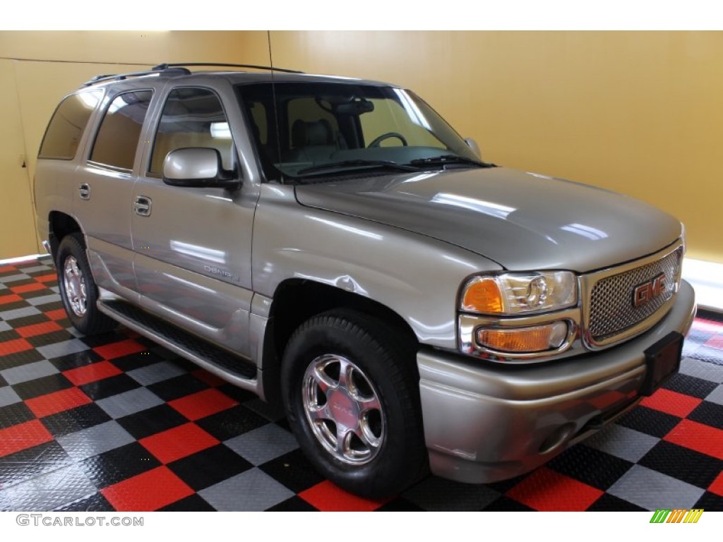 2001 Yukon Denali AWD - Pewter Metallic / Graphite/Medium Gray photo #1