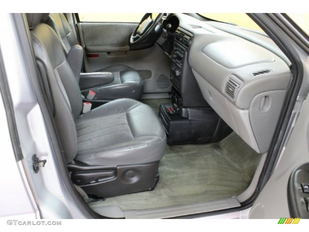 Medium Gray Interior 2001 Chevrolet Venture Warner Brothers Edition Photo #54468003