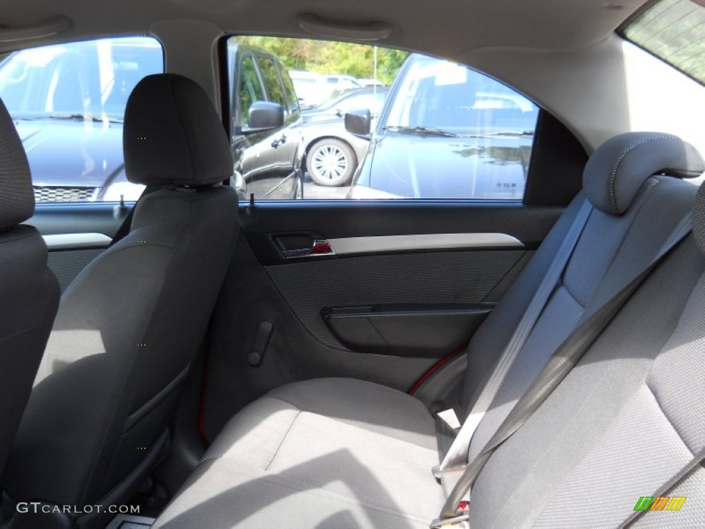 2010 Aveo LT Sedan - Victory Red / Charcoal photo #18
