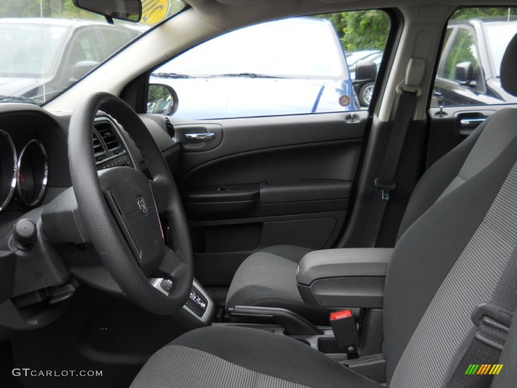 2010 Caliber SXT - Optic Green Metallic / Dark Slate Gray photo #21