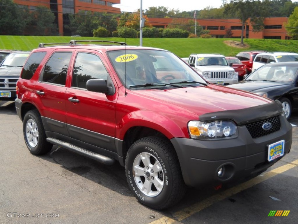 2006 Escape XLT V6 4WD - Redfire Metallic / Medium/Dark Flint photo #21