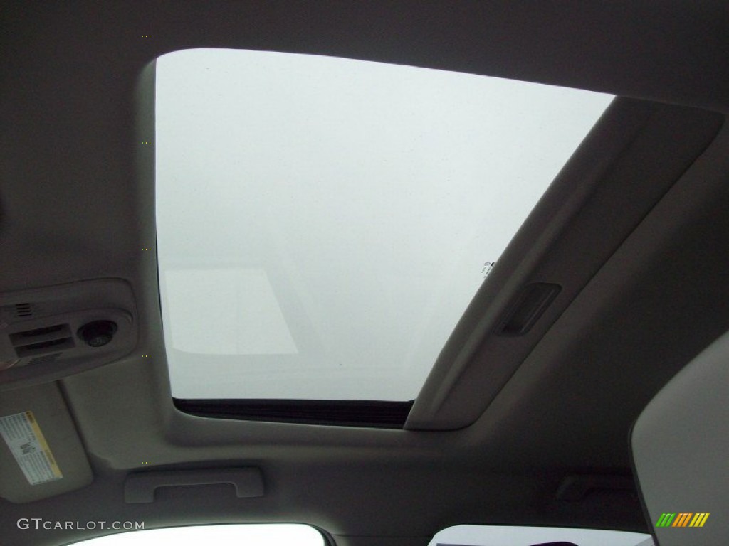 2011 Chevrolet Equinox LTZ AWD Sunroof Photo #54471046