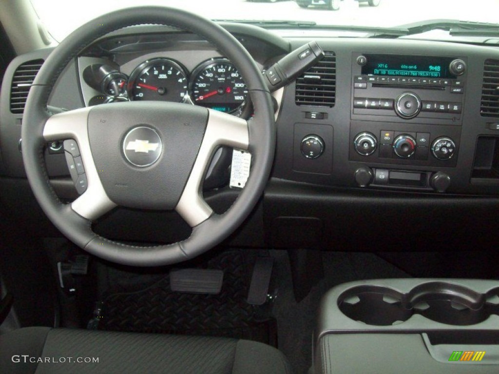 2012 Chevrolet Silverado 3500HD LT Crew Cab 4x4 Dually Dashboard Photos