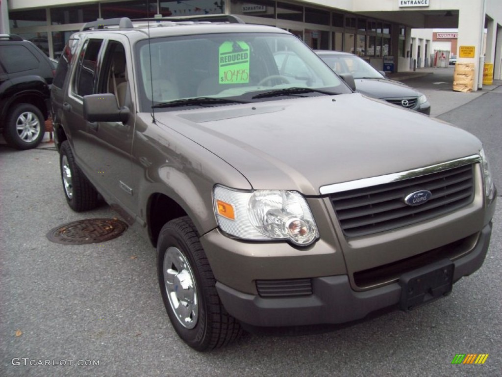 Pueblo Gold Metallic Ford Explorer