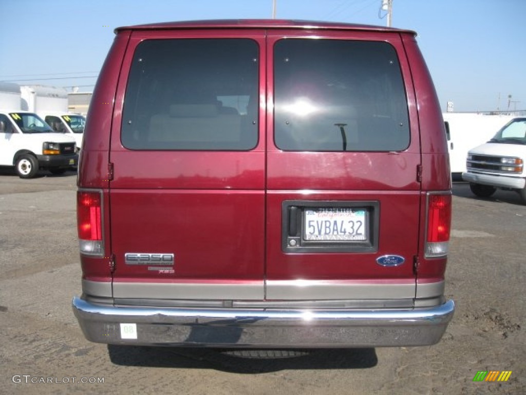 2006 E Series Van E350 XLT 15 Passenger - Toreador Red Metallic / Medium Flint Grey photo #5