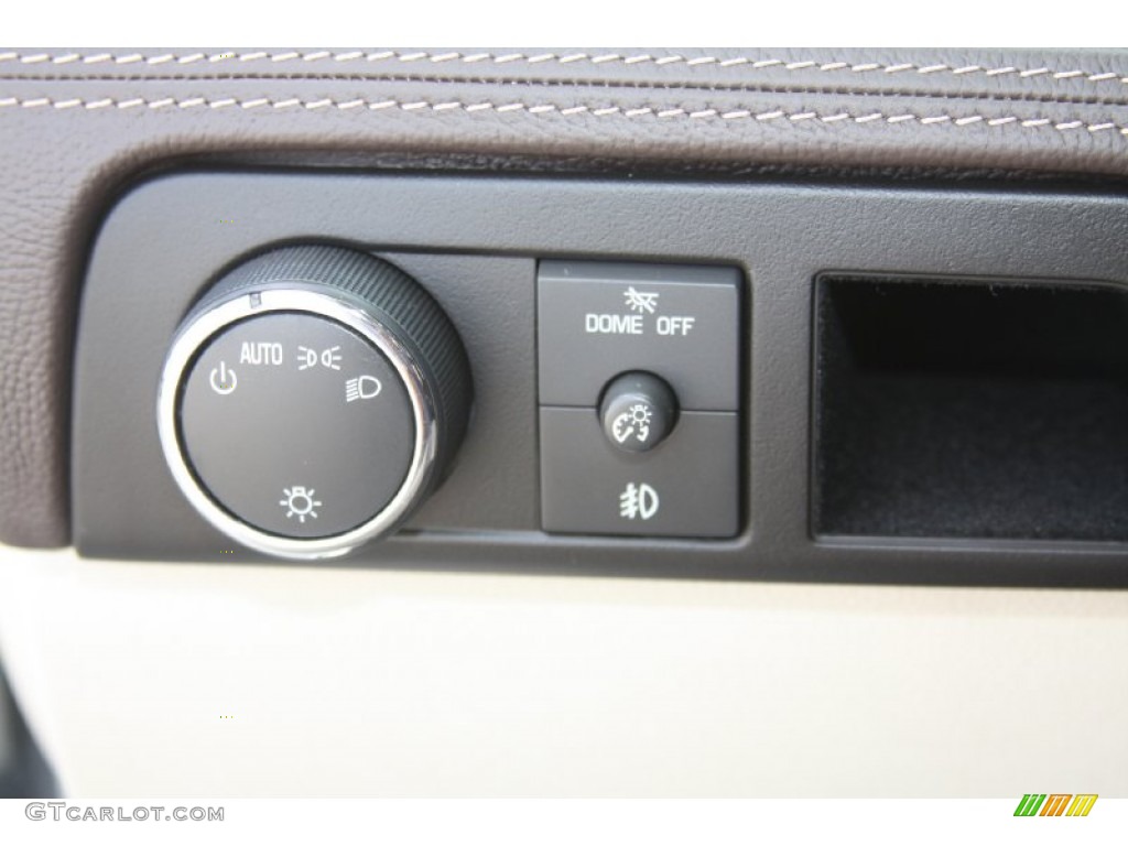 2010 Cadillac Escalade ESV Platinum Controls Photo #54472953