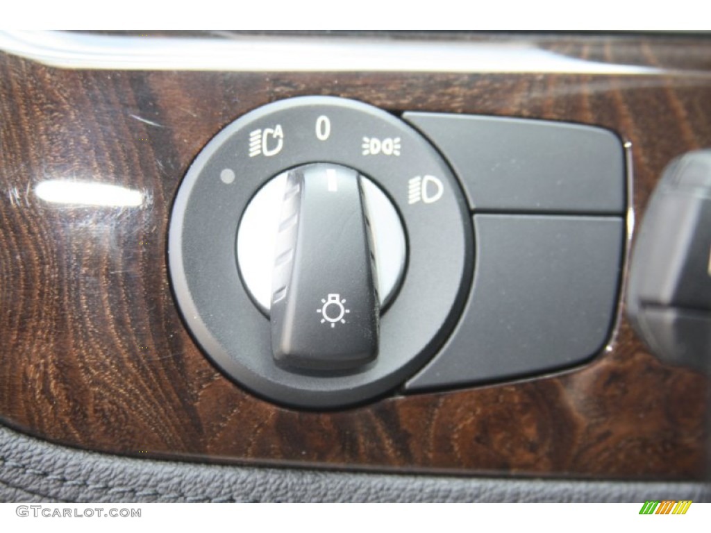 2011 Z4 sDrive30i Roadster - Jet Black / Black photo #37