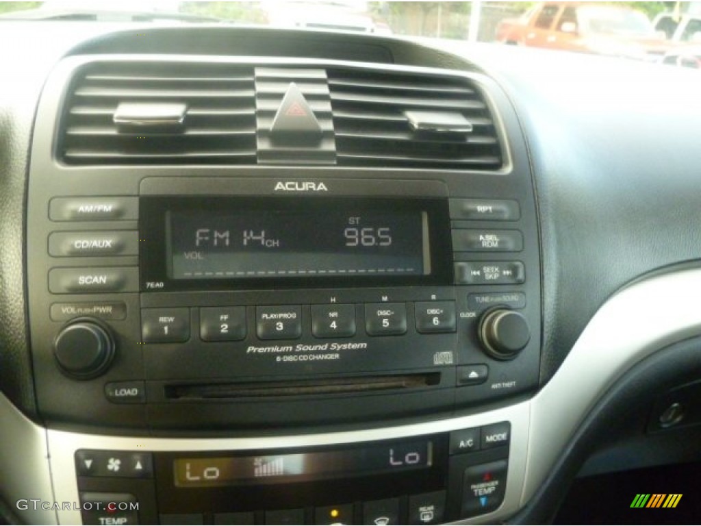 2004 Acura TSX Sedan Audio System Photos