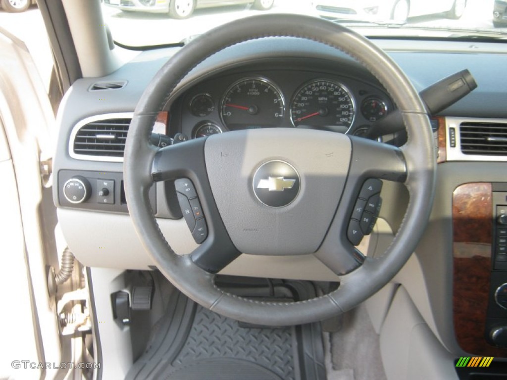 2007 Chevrolet Avalanche LTZ Steering Wheel Photos