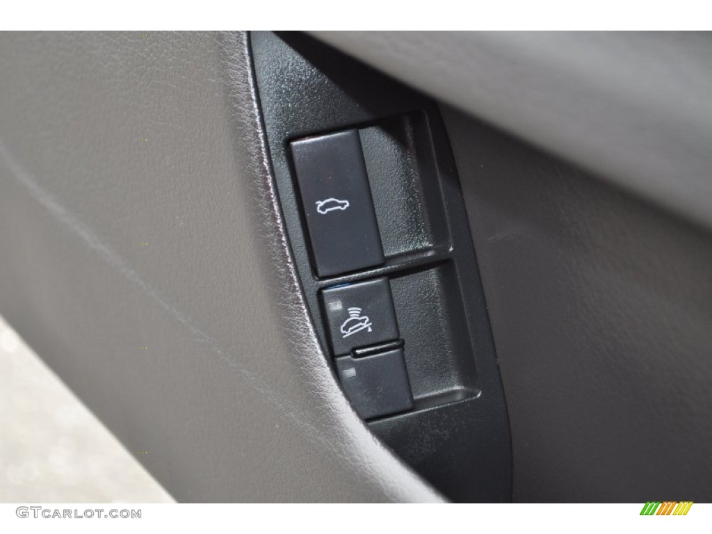 2008 Audi S4 4.2 quattro Cabriolet Controls Photo #54482915
