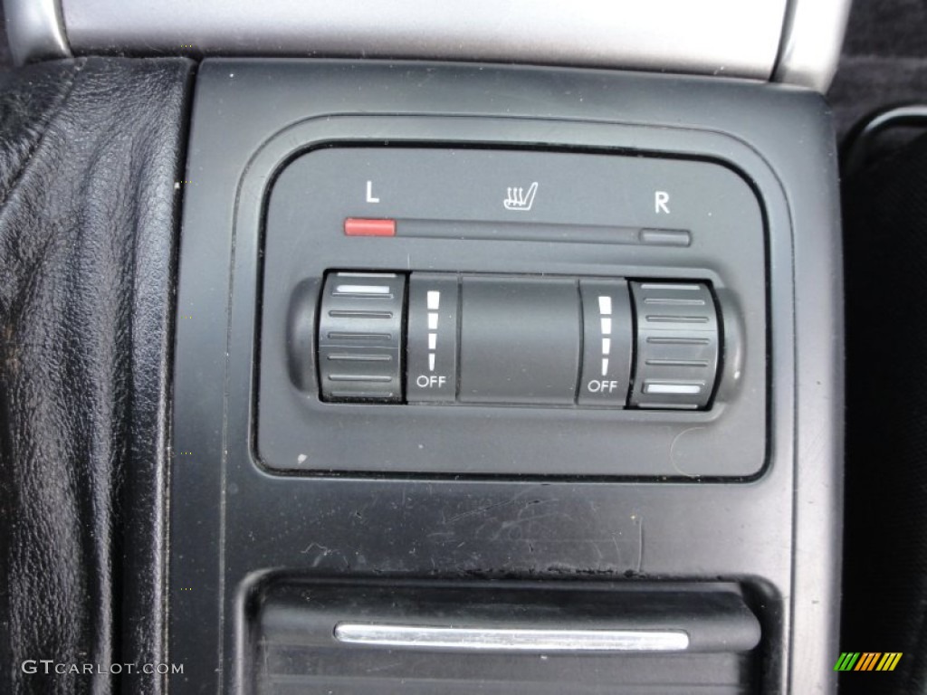 2005 Subaru Legacy 2.5 GT Sedan Controls Photo #54483921