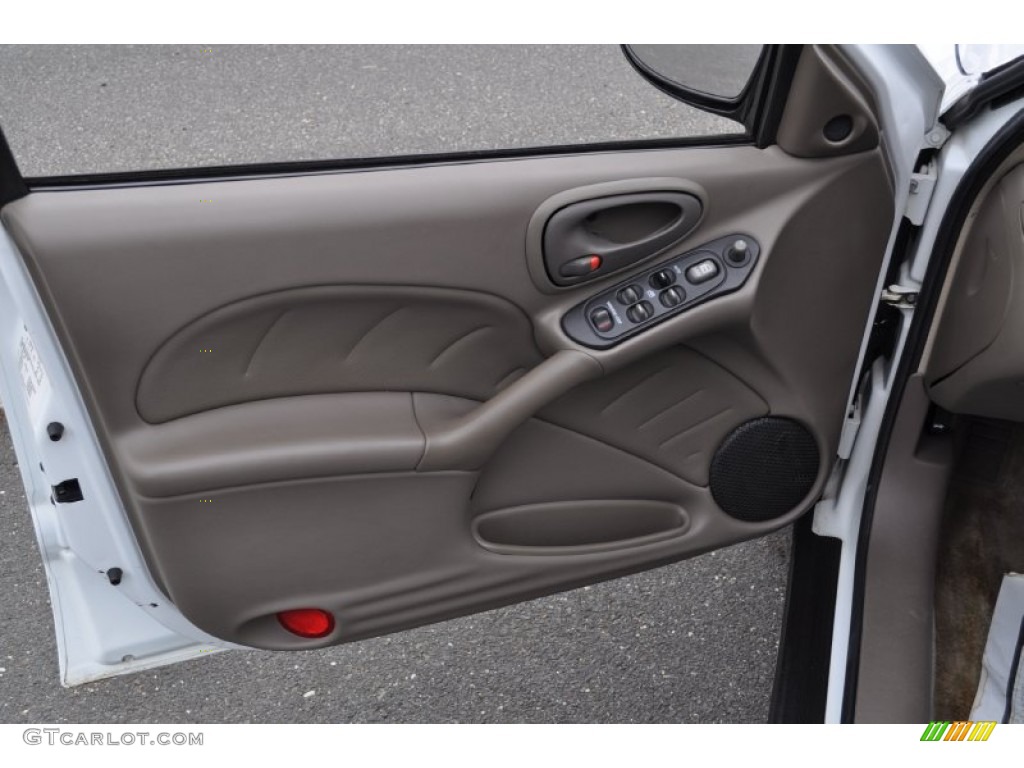 2002 Pontiac Grand Am SE Sedan Dark Taupe Door Panel Photo #54484400