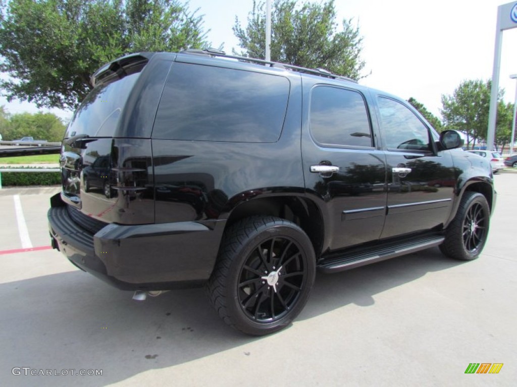 2007 Tahoe LTZ - Black / Light Cashmere/Ebony photo #5