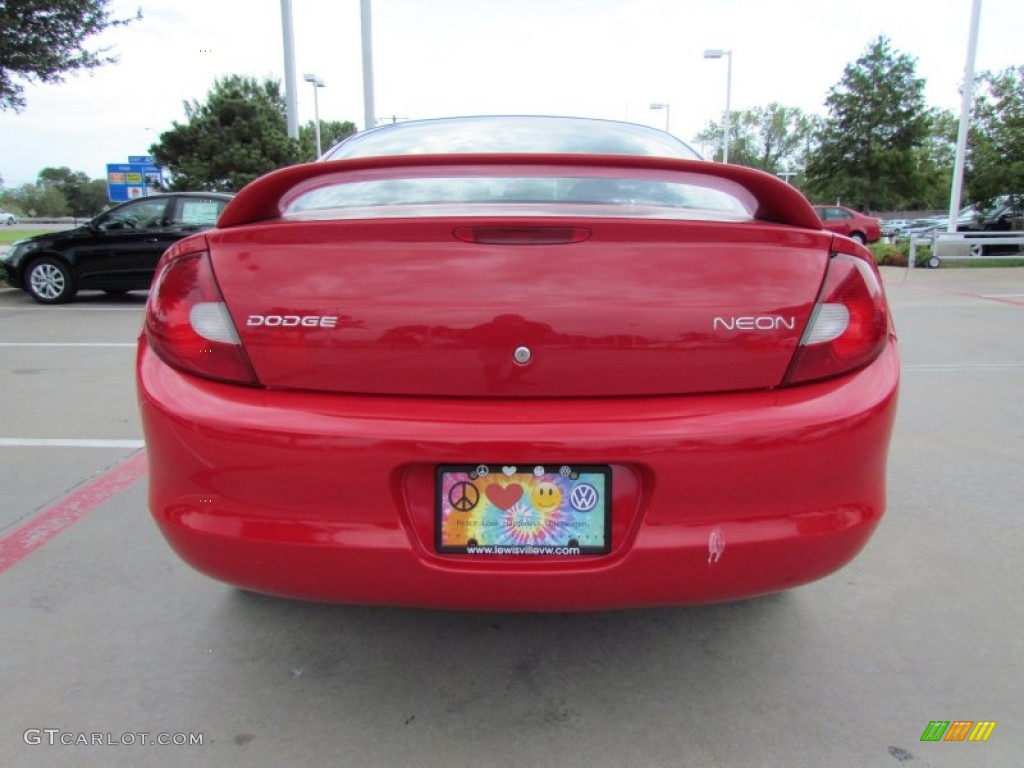 2002 Neon SXT - Flame Red / Dark Slate Gray photo #4