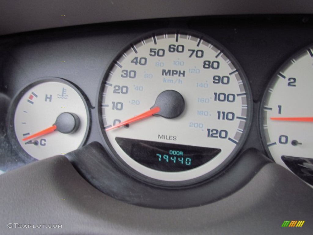 2002 Neon SXT - Flame Red / Dark Slate Gray photo #20