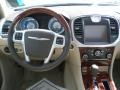 Bright White - 300 C Hemi Photo No. 3