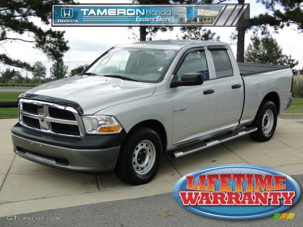 2009 Ram 1500 ST Quad Cab - Bright Silver Metallic / Dark Slate/Medium Graystone photo #1