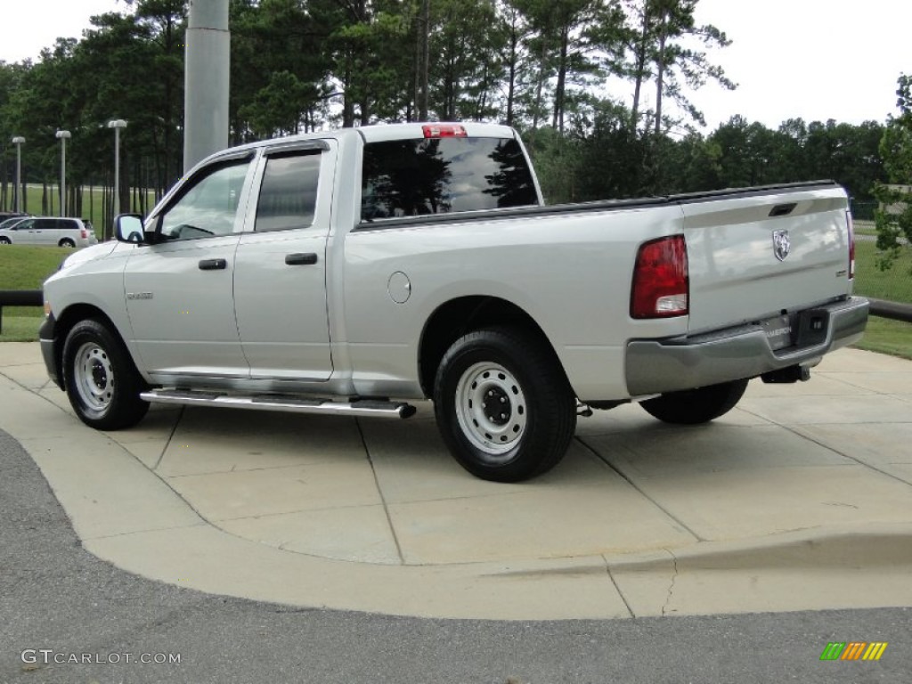 2009 Ram 1500 ST Quad Cab - Bright Silver Metallic / Dark Slate/Medium Graystone photo #6