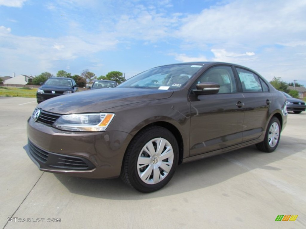 2012 Jetta SE Sedan - Toffee Brown Metallic / Cornsilk Beige photo #1