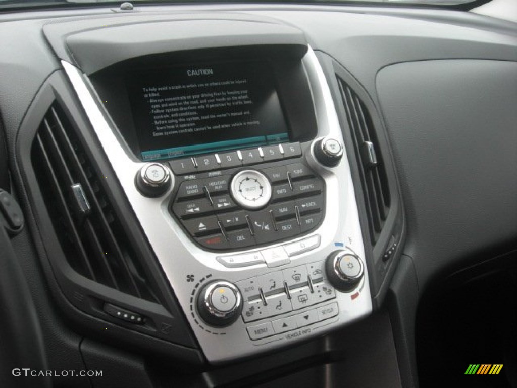 2010 Chevrolet Equinox LT Controls Photo #54490115