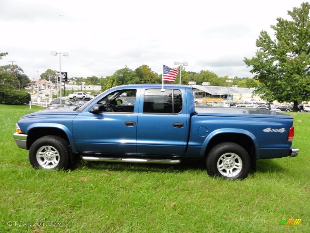 2004 Dakota SXT Quad Cab 4x4 - Atlantic Blue Pearl / Dark Slate Gray photo #11