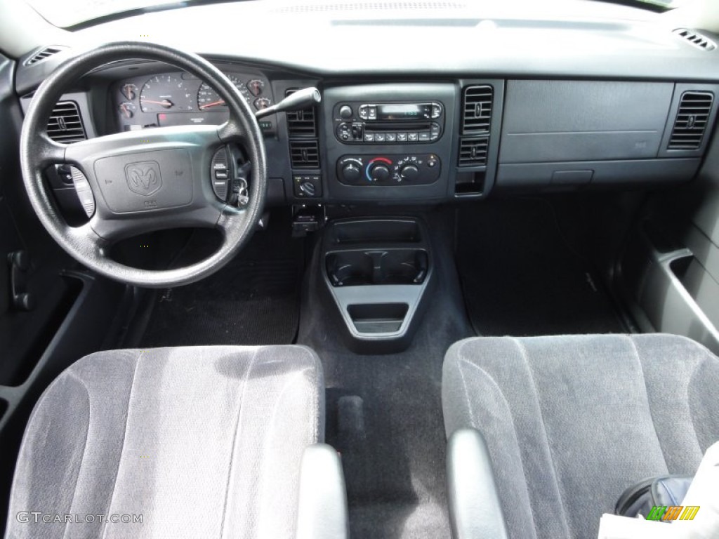2004 Dodge Dakota SXT Quad Cab 4x4 Dark Slate Gray Dashboard Photo #54492017