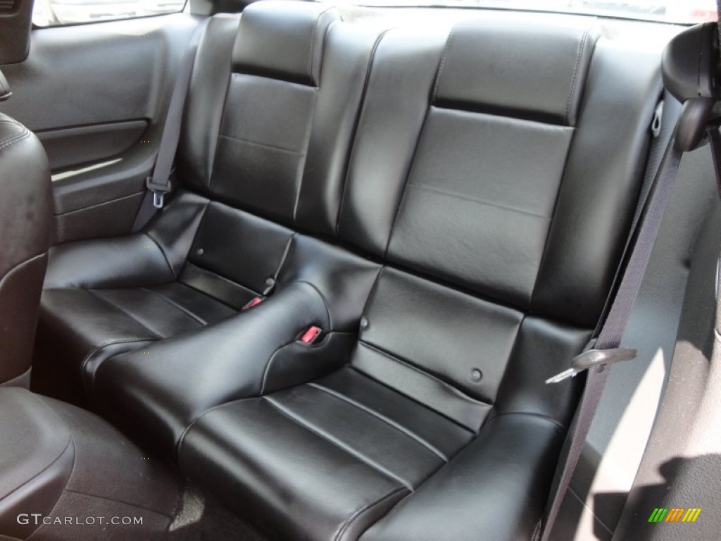 Black Interior 2006 Ford Mustang V6 Premium Coupe Photo #54492848