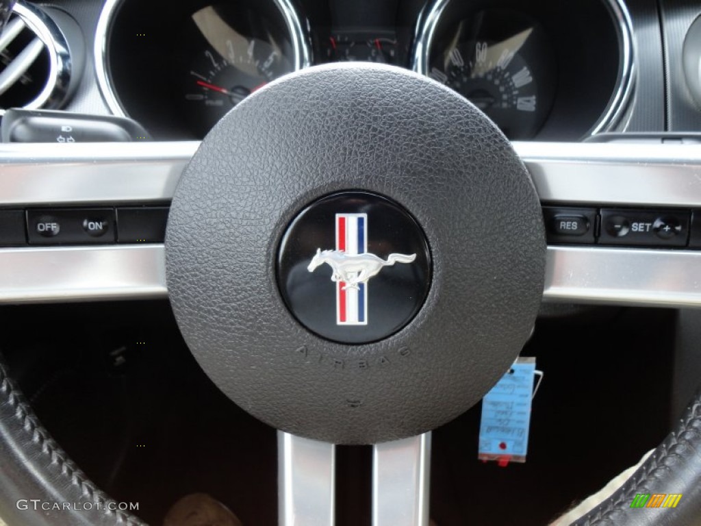 2006 Mustang V6 Premium Coupe - Tungsten Grey Metallic / Black photo #26