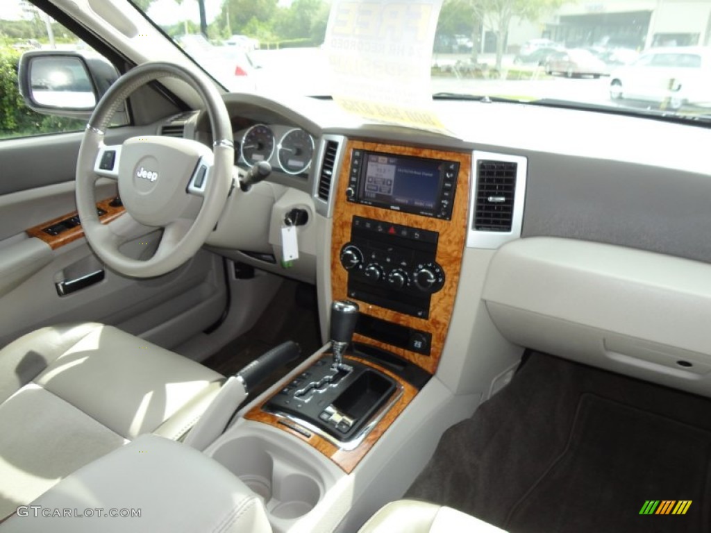 2009 Jeep Grand Cherokee Limited 4x4 Medium Slate Gray/Dark Slate Gray Mckinley Leather Dashboard Photo #54493403