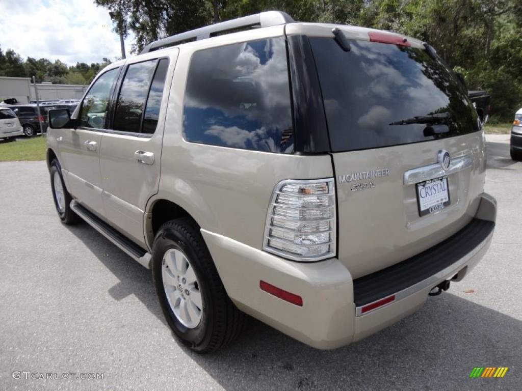 2006 Mountaineer Luxury - Light French Silk Metallic / Camel photo #3