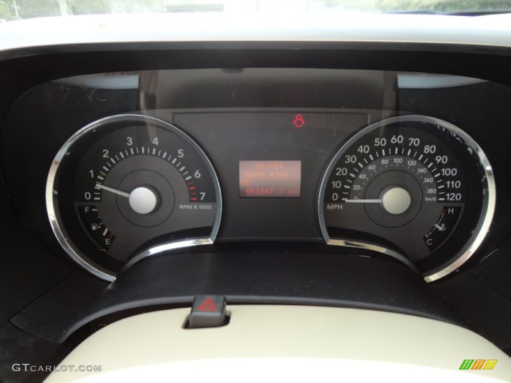 2006 Mercury Mountaineer Luxury Gauges Photo #54494519