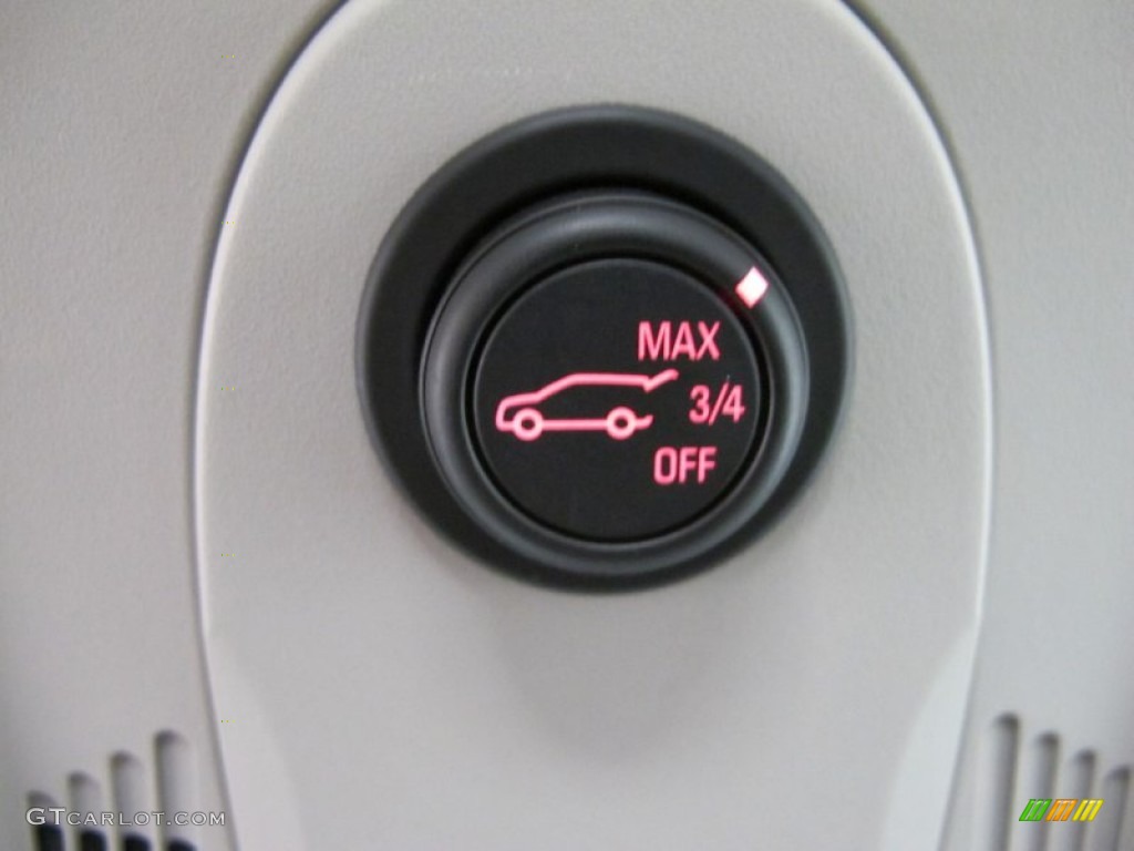 2010 GMC Terrain SLT Controls Photo #54495044